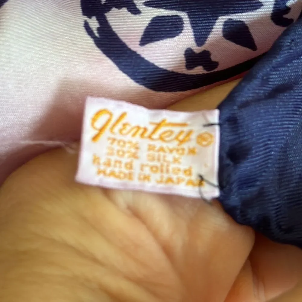 Vtg Glentex red, white & blue North South East & West Directions scarf‎